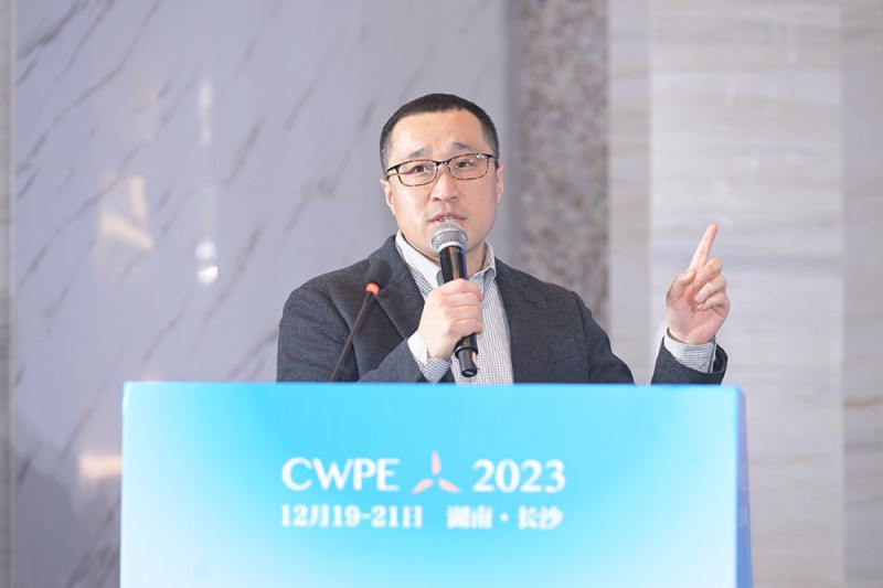 上海電氣電力電子有限公司副總經(jīng)理趙金良發(fā)表《組網(wǎng)型儲能控制技術在新能源場站黑啟動中的應用》演講