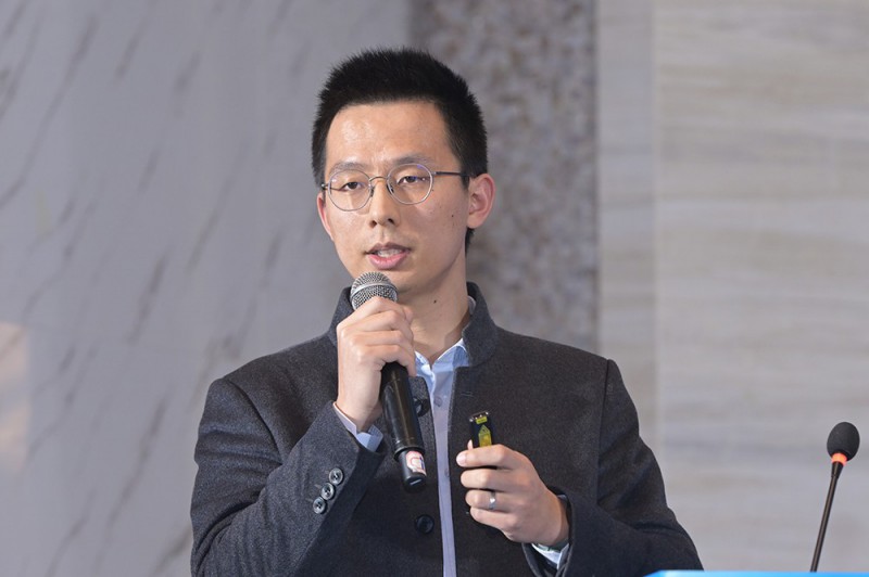 上海良信電器股份有限公司新能源解決方案總監(jiān)趙曉明發(fā)表《風電行業(yè)低壓保護痛點及解決方案》演講