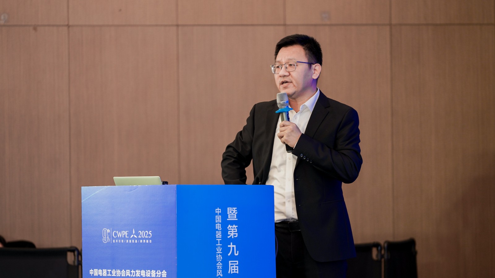 金風(fēng)科技股份有限公司海上設(shè)計研究院院長 黎焱